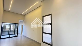 Casa a venda no Condomínio Villa Segura