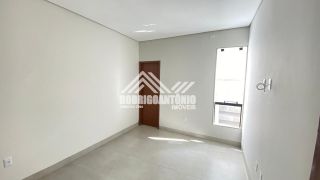 Casa a venda no Bairro Terra Jardim