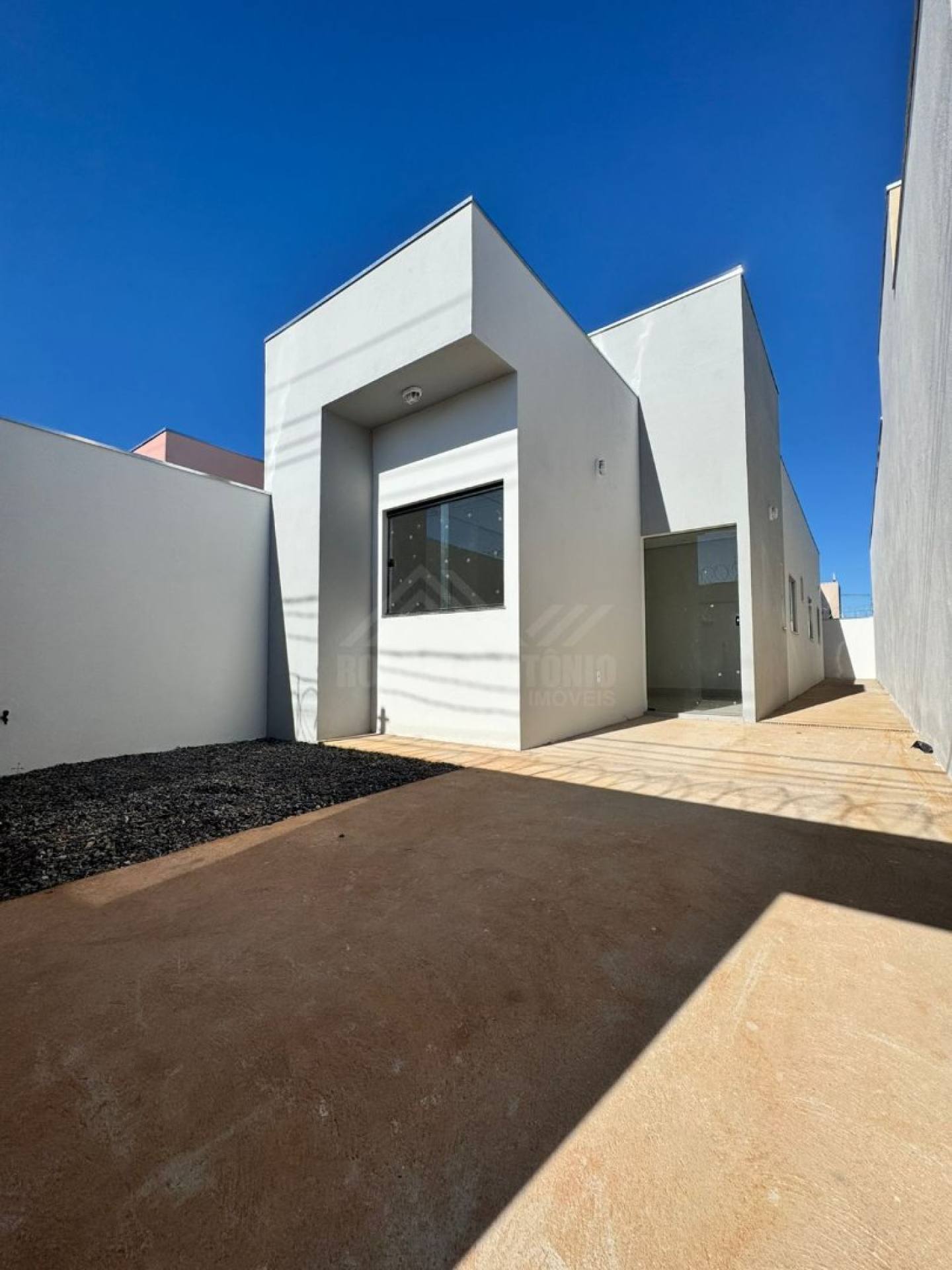 Linda casa no Bairro Novo Primavera