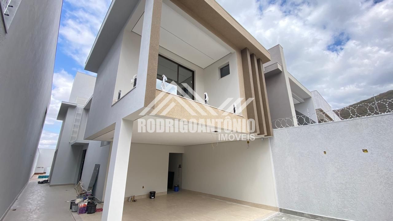 Casa a venda no Bairro Ibituruna