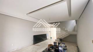 Casa a venda no Bairro Ibituruna