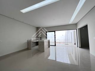 Linda casa a venda no Ibituruna
