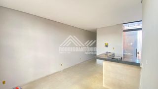 Casa a venda no Bairro Delfino