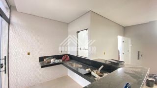 Casa a venda no Bairro Delfino