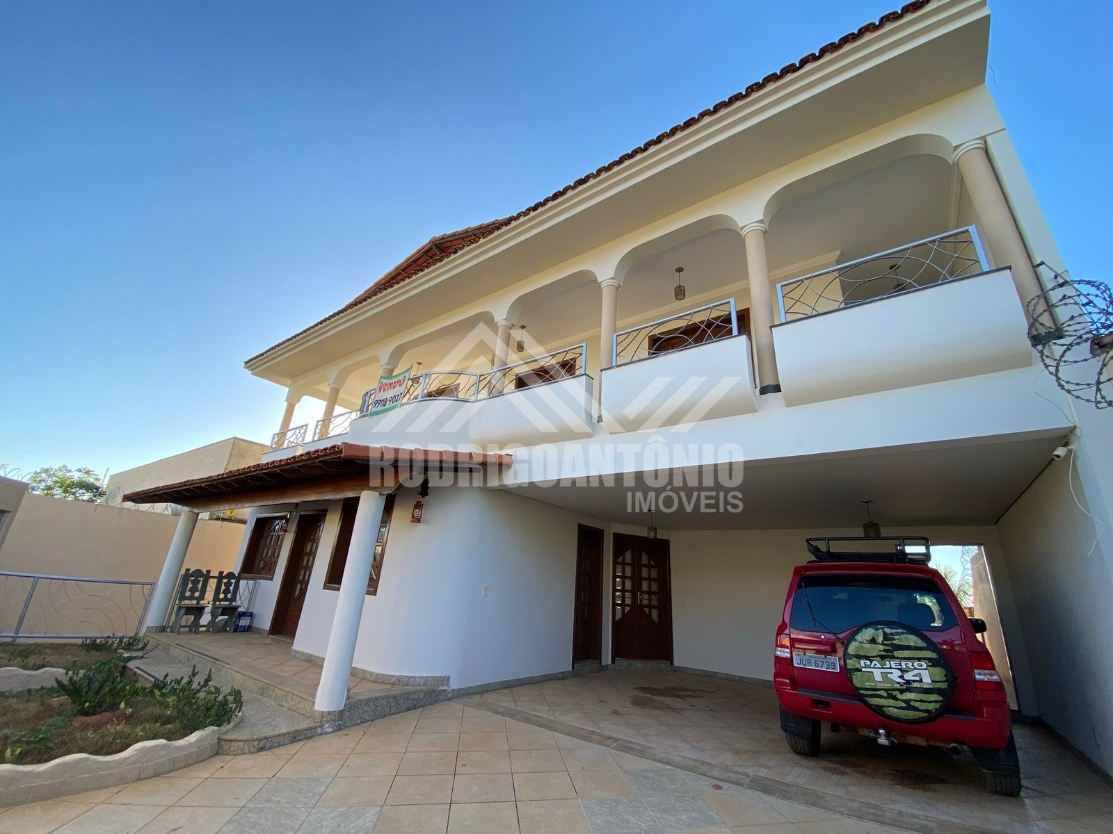 Linda casa em excelente localização no Bairro Ibituruna