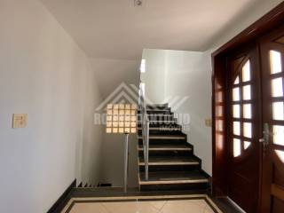 Linda casa em excelente localização no Bairro Ibituruna