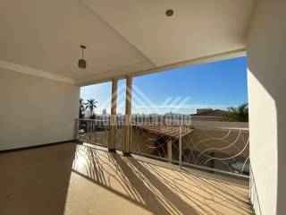 Linda casa em excelente localização no Bairro Ibituruna