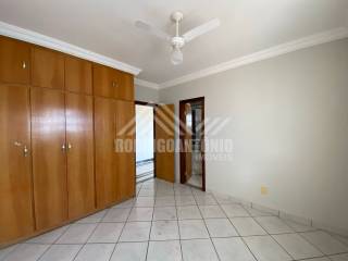 Linda casa em excelente localização no Bairro Ibituruna