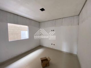 Casa a venda no bairro Jardim Olímpico
