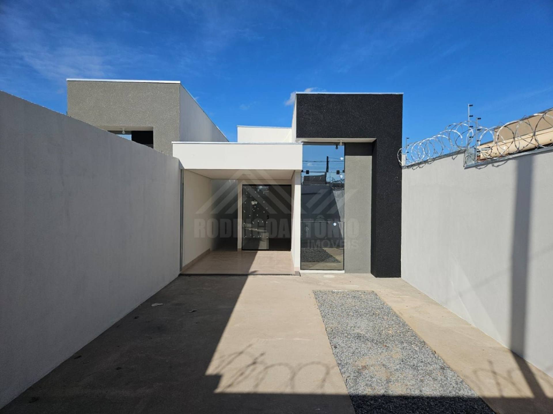 Casa a venda no Bairro Jardim Olímpico - com documentação inclusa!