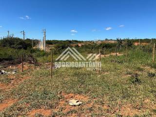 Lote a venda no Novo América