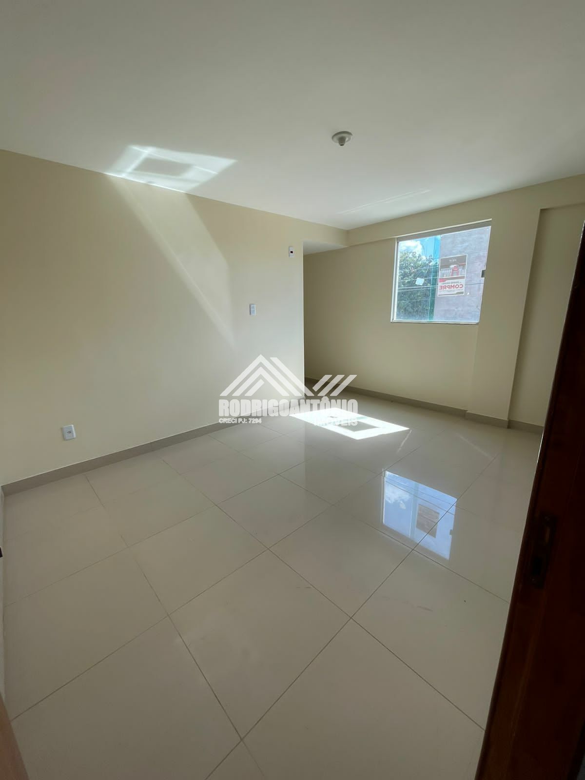 Apartamento impecável a venda no Prolongamento Todos os Santos