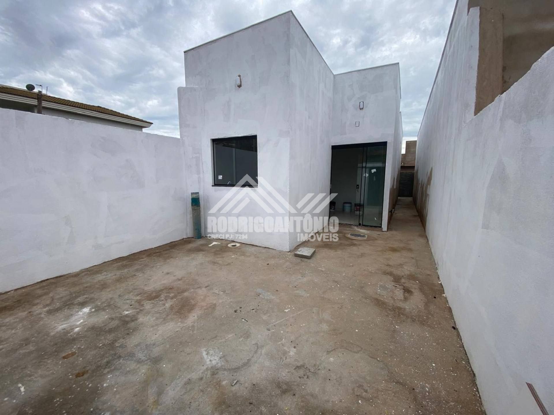 Casa a venda no Bairro Monte Carmelo