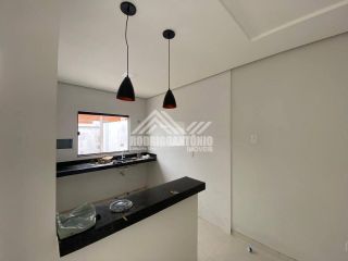 Casa a venda no Bairro Monte Carmelo