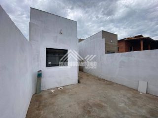 Casa a venda no Bairro Monte Carmelo