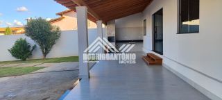 Casa ampla no Vila Atlântida