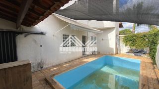 Casa à venda no bairro Jardim São Luiz