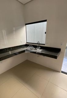 Linda casa no Monte Belo