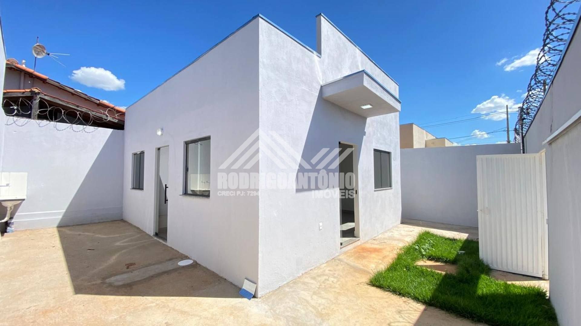 Casa a venda no Bairro Novo Jaraguá