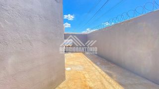 Casa a venda no Bairro Novo Jaraguá