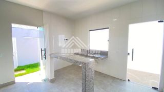 Casa a venda no Bairro Novo Jaraguá