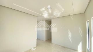 Casa a venda no Bairro Guarujá
