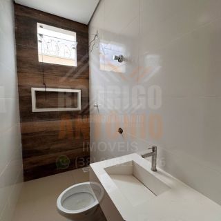 Casa a venda no Bairro Jardim Olímpico