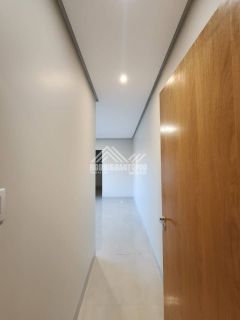 Linda casa no Villa Segura - Condomínio fechado!