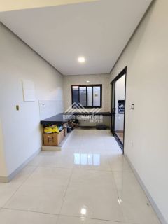 Linda casa no Villa Segura - Condomínio fechado!