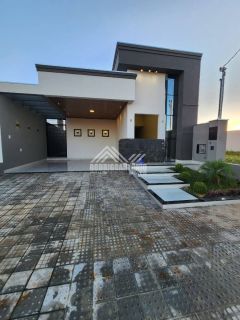 Linda casa no Villa Segura - Condomínio fechado!
