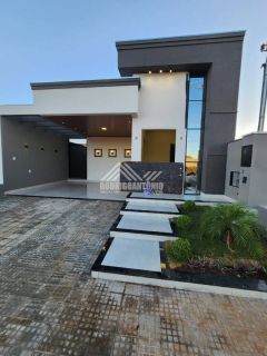 Linda casa no Villa Segura - Condomínio fechado!