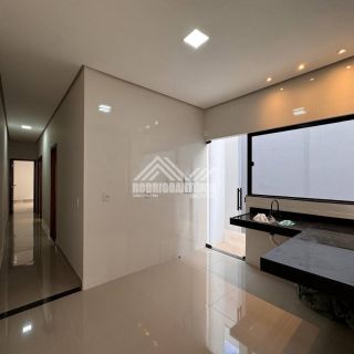 Linda casa no Jardim Olímpico