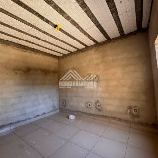Linda casa no Novo Delfino
