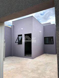 Casa com excelente acabamento no Bairro Jardim Olímpico