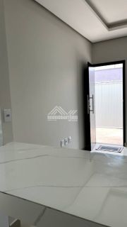 Casa com excelente acabamento no Bairro Jardim Olímpico