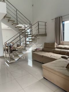 Linda casa a venda no Terra Jardim