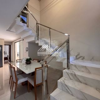 Linda casa a venda no Jaraguá I