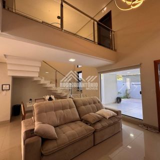 Linda casa a venda no Jaraguá I