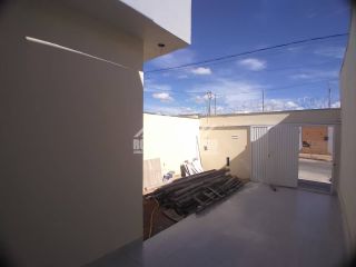 Casa a venda no Bairro Novo Jaraguá