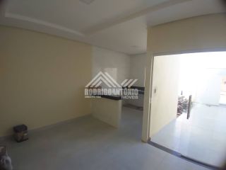 Casa a venda no Bairro Novo Jaraguá