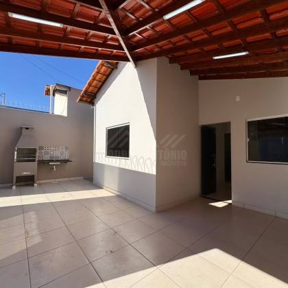 Casa Para Vender com 2 quartos 01 suítes no bairro Interlagos em Montes Claros