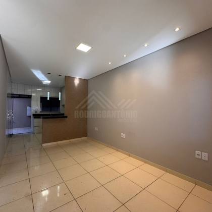 Casa Para Vender com 2 quartos 01 suítes no bairro Interlagos em Montes Claros