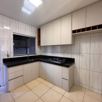 Casa Para Vender com 2 quartos 01 suítes no bairro Interlagos em Montes Claros