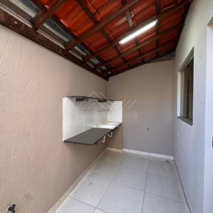 Casa Para Vender com 2 quartos 01 suítes no bairro Interlagos em Montes Claros