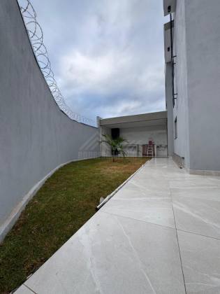 Casa a Venda com 3 quartos 1 suíte no bairro Residencial Sul em Montes Claros