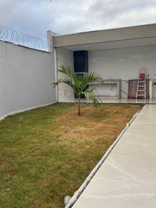 Casa a Venda com 3 quartos 1 suíte no bairro Residencial Sul em Montes Claros