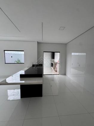 Casa a Venda com 3 quartos 1 suíte no bairro Residencial Sul em Montes Claros