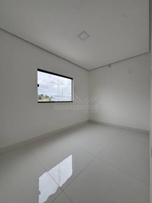 Casa a Venda com 3 quartos 1 suíte no bairro Residencial Sul em Montes Claros