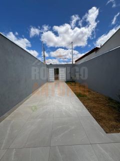 Casa A Venda com 2 quartos no bairro Vila Anália