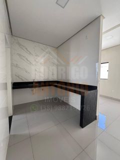 Casa A Venda com 2 quartos no bairro Vila Anália